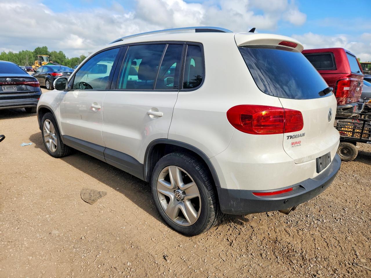 2012 VOLKSWAGEN TIGUAN