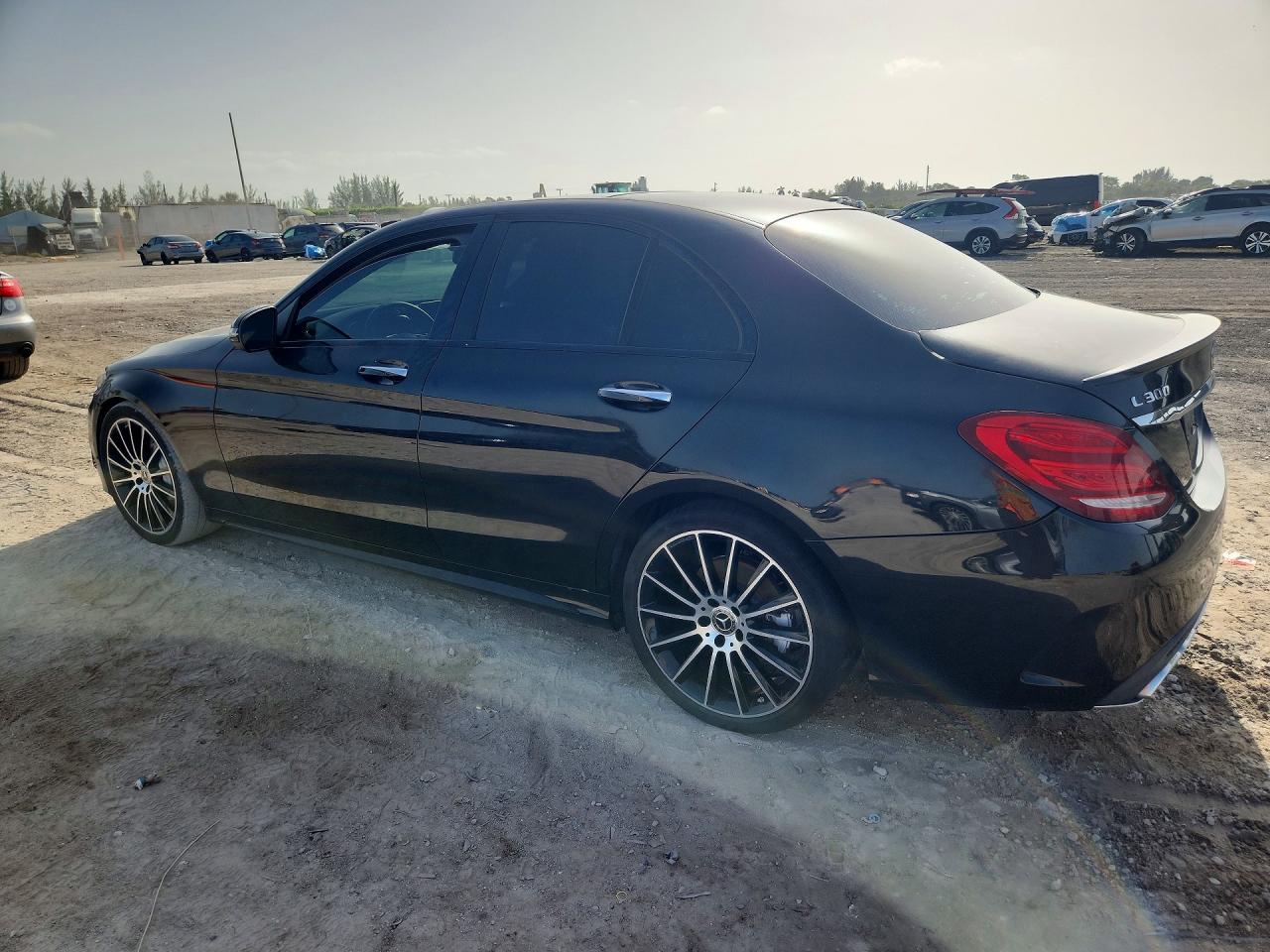 2018 MERCEDES-BENZ C-CLASS