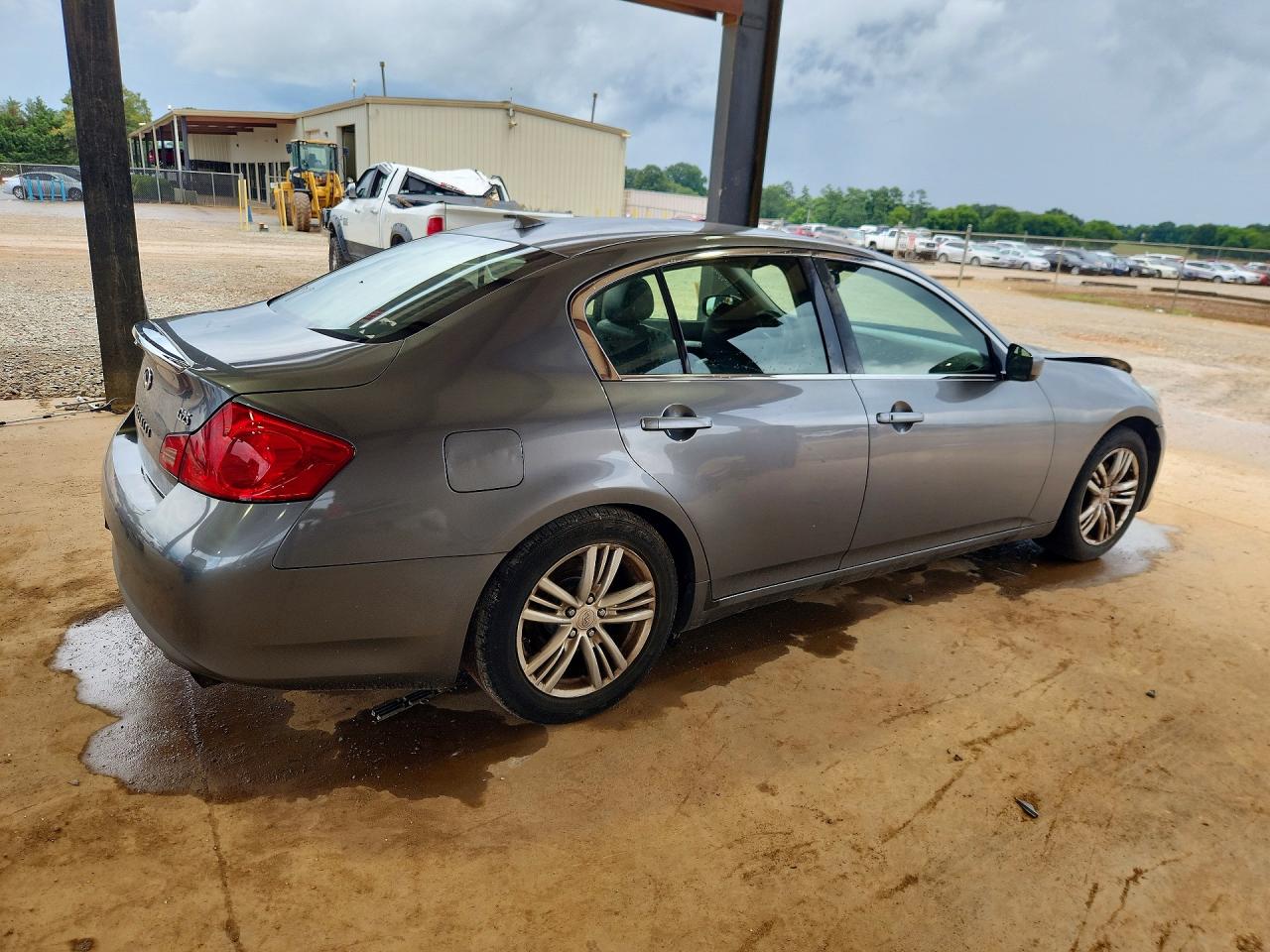 2012 INFINITI G25