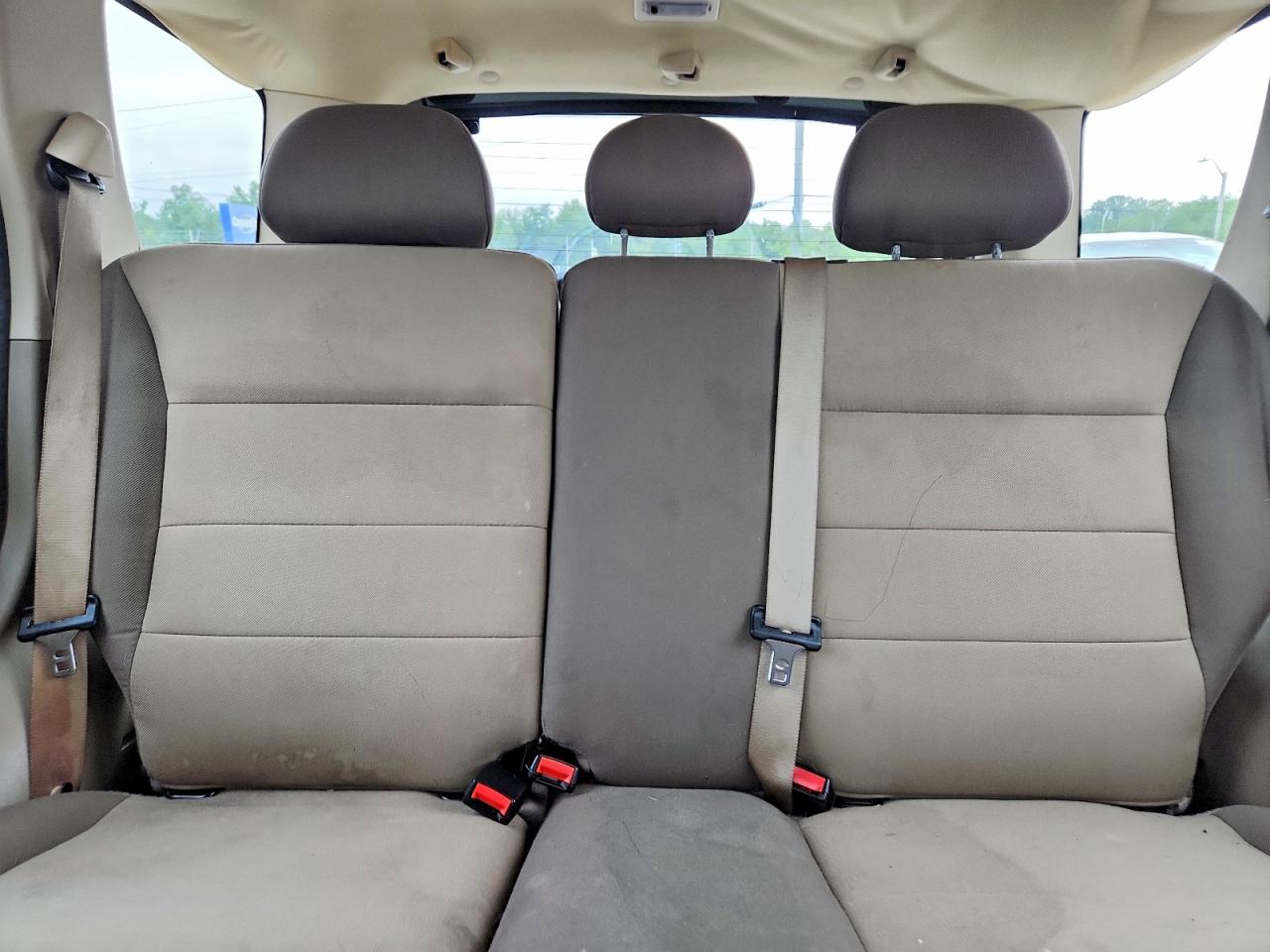 2005 FORD ESCAPE