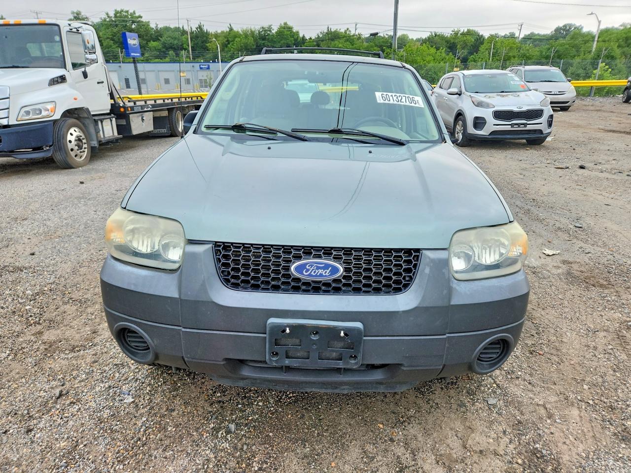 2005 FORD ESCAPE