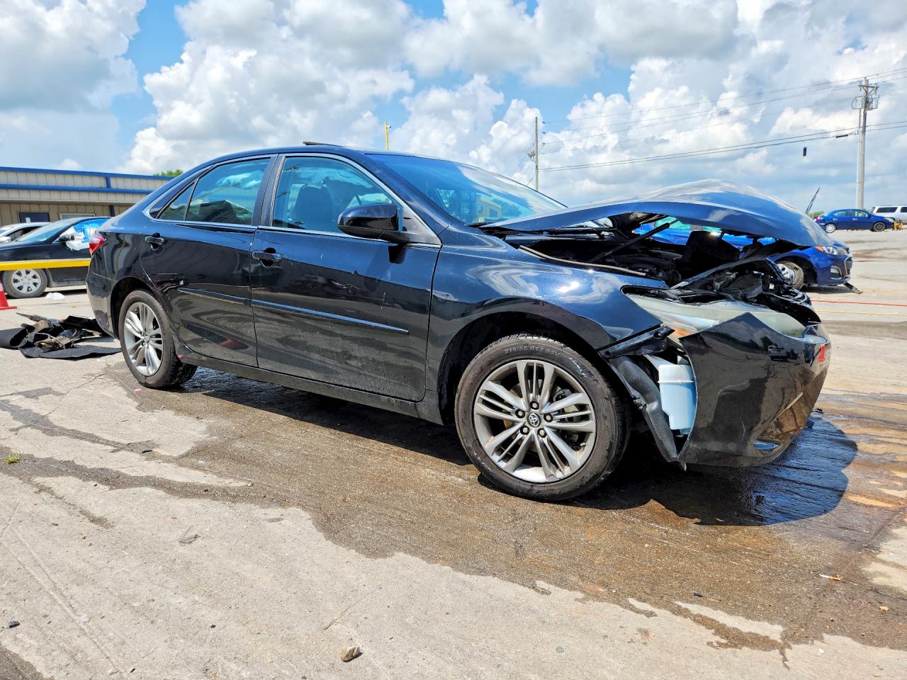 2016 TOYOTA CAMRY