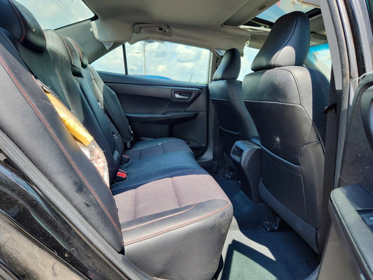 2016 TOYOTA CAMRY