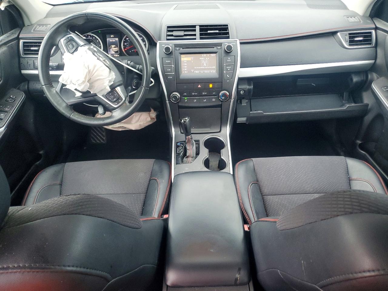 2016 TOYOTA CAMRY