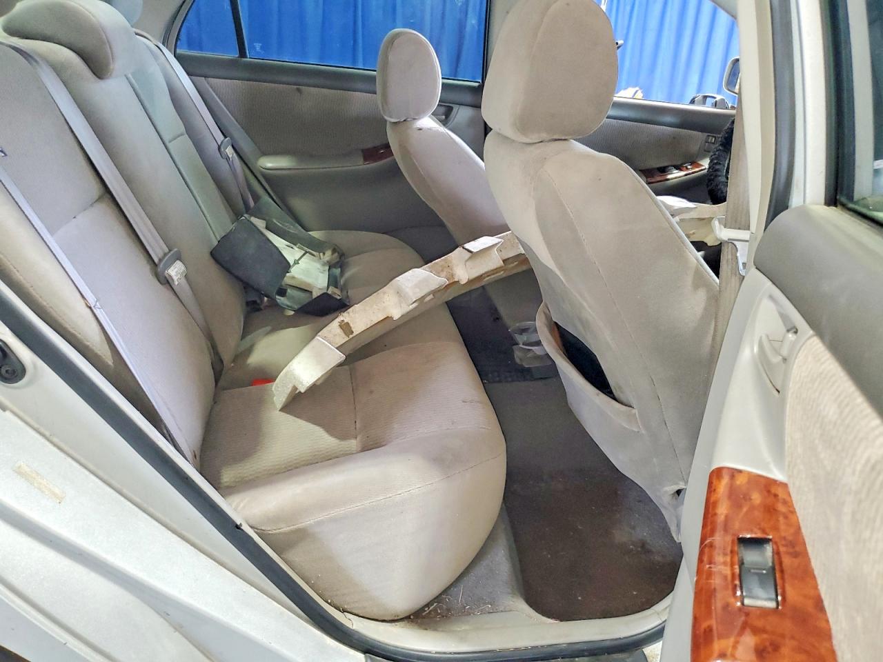 2005 TOYOTA COROLLA