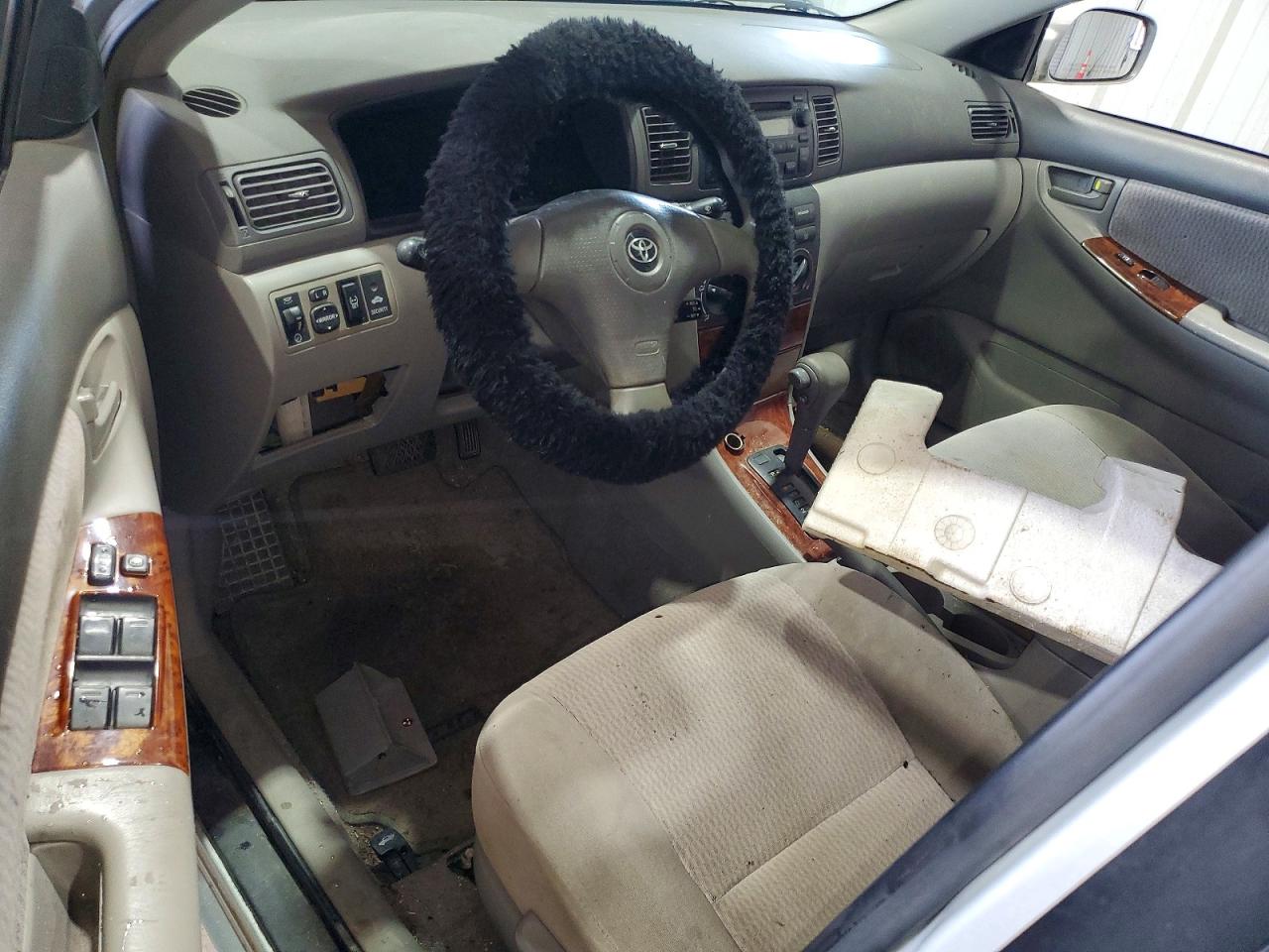2005 TOYOTA COROLLA