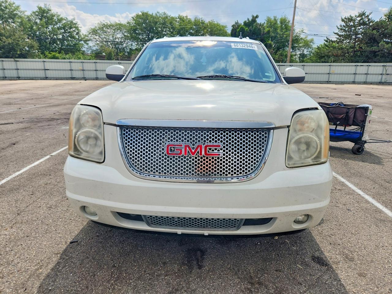 2013 GMC YUKON