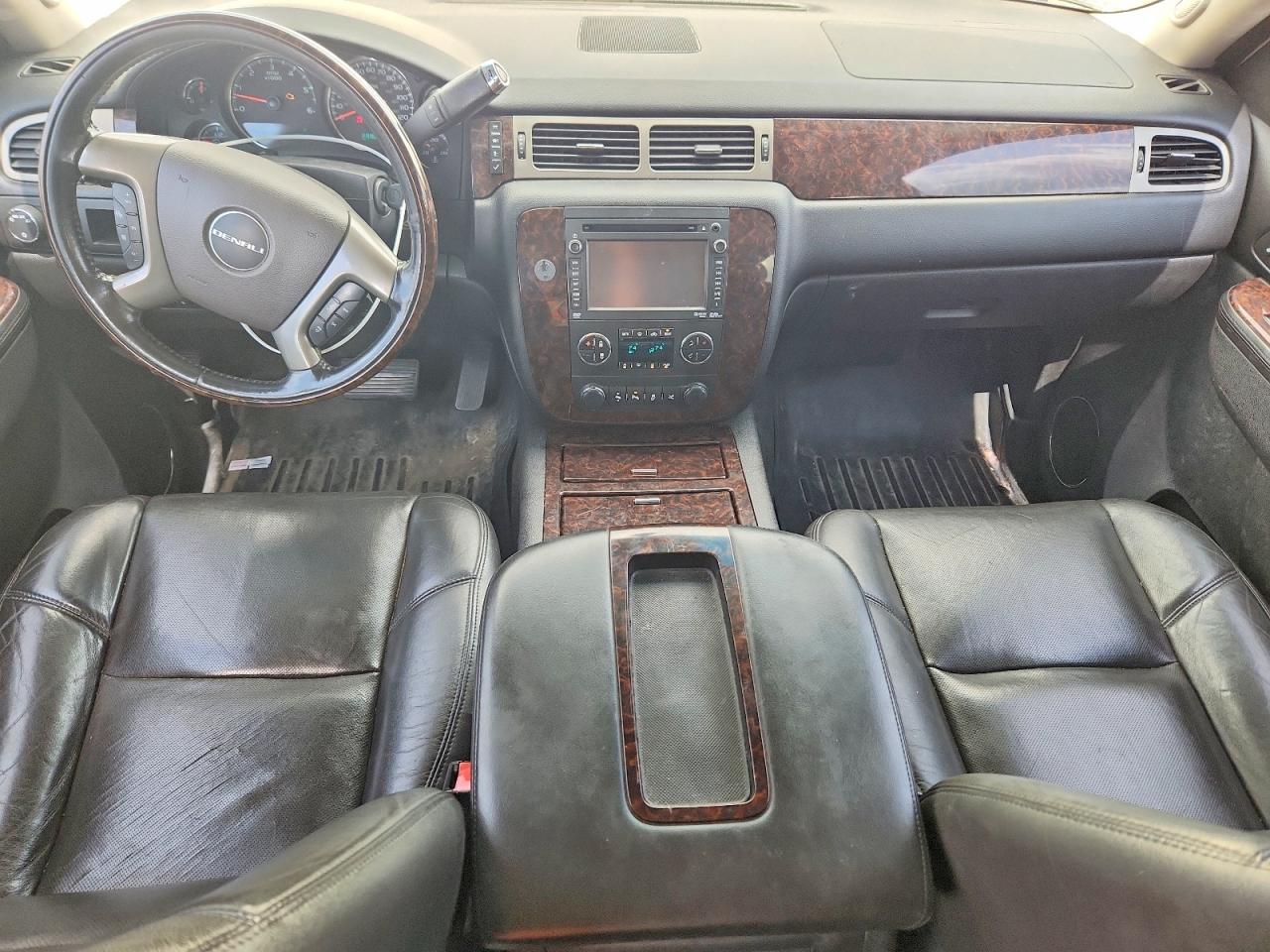 2013 GMC YUKON