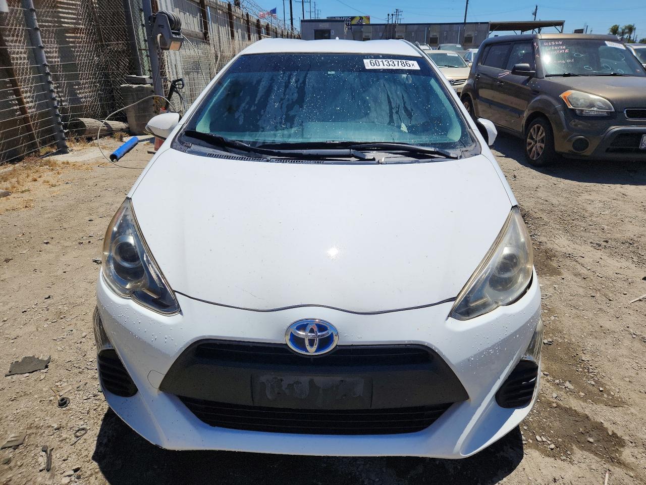 2016 TOYOTA PRIUS