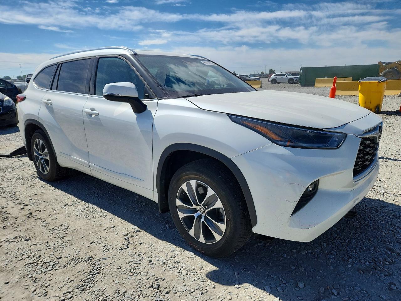 2021 TOYOTA HIGHLANDER