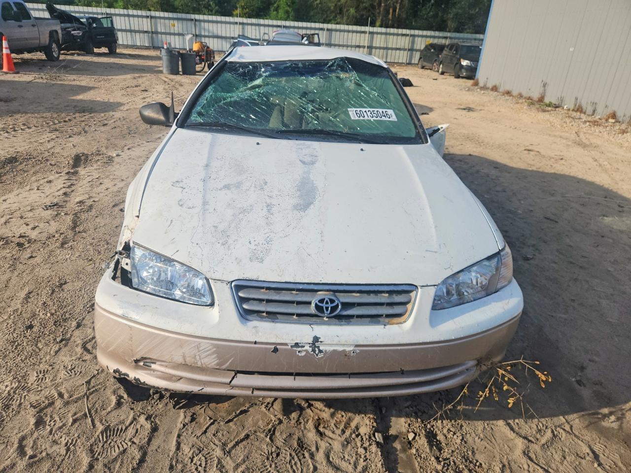 2000 TOYOTA CAMRY