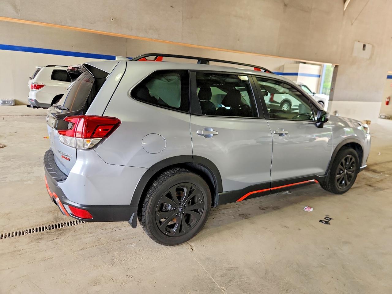 2023 SUBARU FORESTER