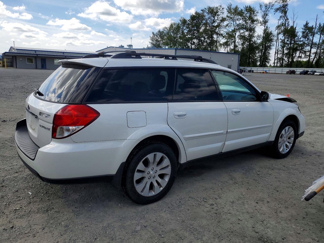2009 SUBARU OUTBACK