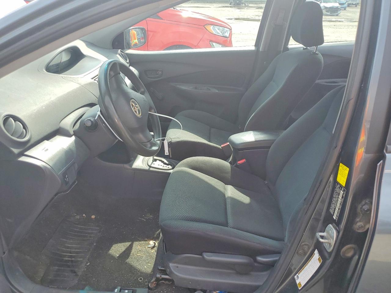 2010 TOYOTA YARIS