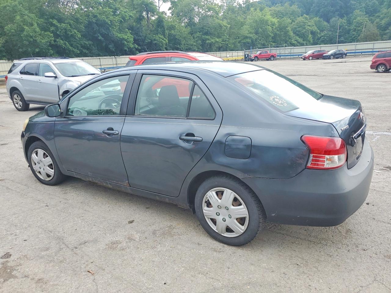 2010 TOYOTA YARIS