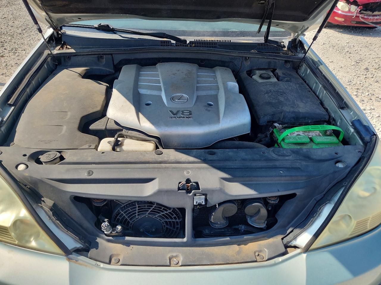 2004 LEXUS GX
