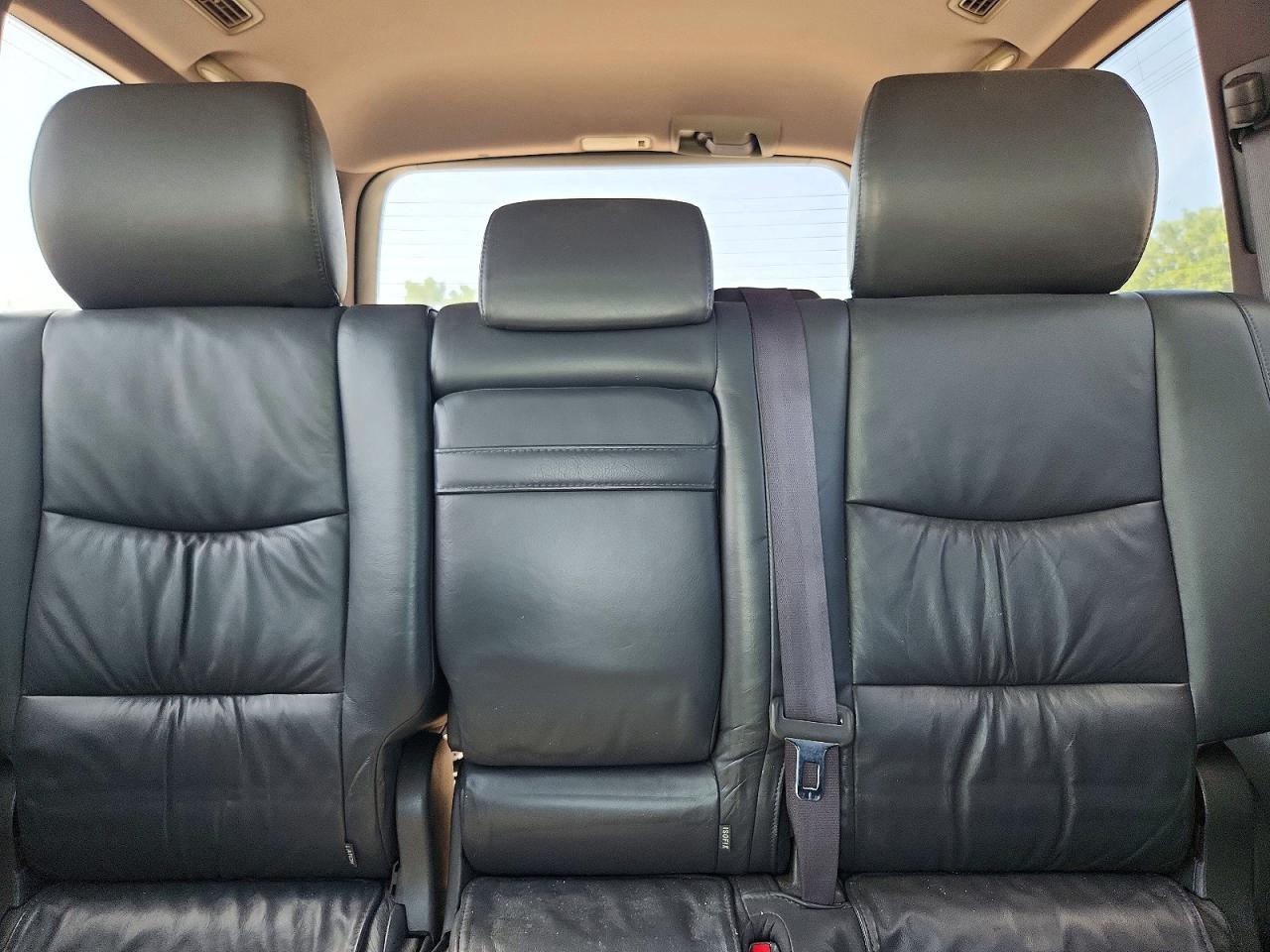 2004 LEXUS GX