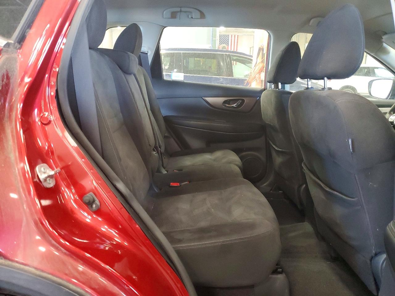2015 NISSAN ROGUE