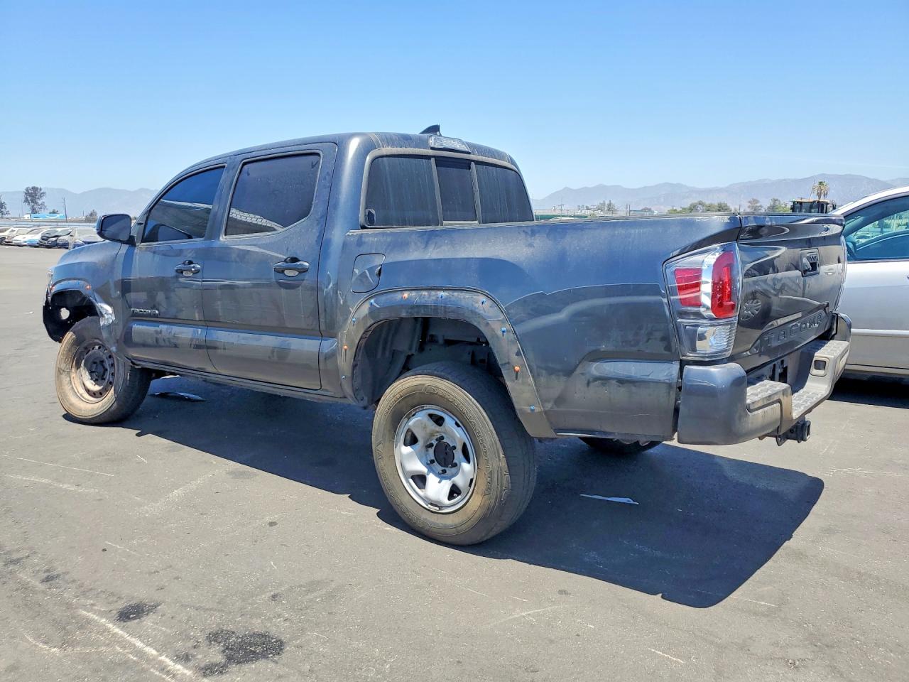 2017 TOYOTA TACOMA