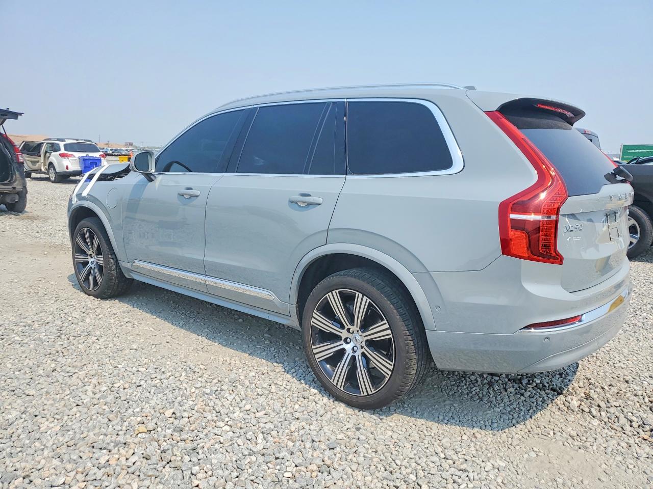 2025 VOLVO XC90