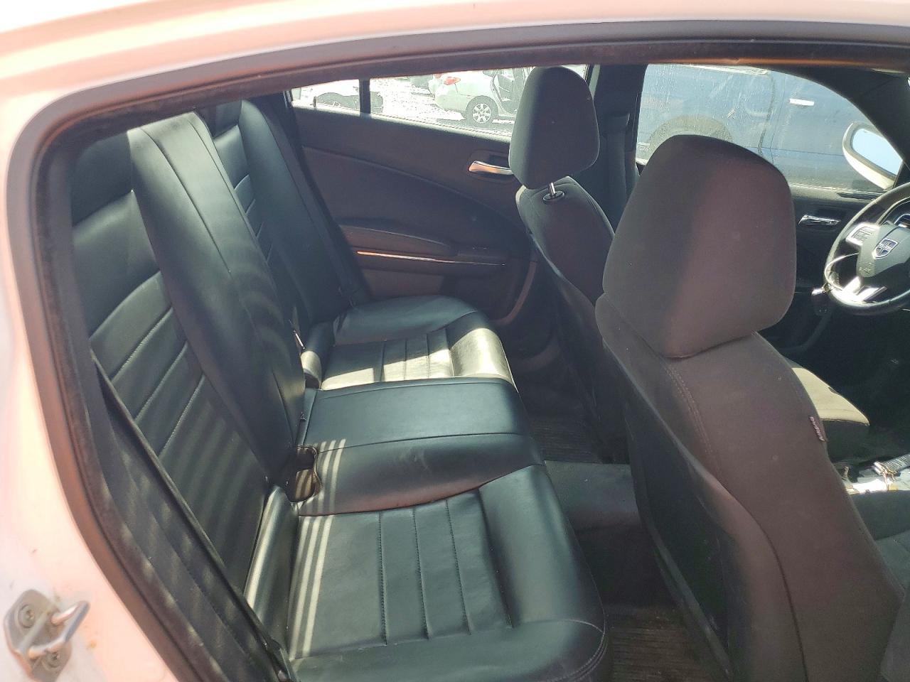 2013 DODGE CHARGER