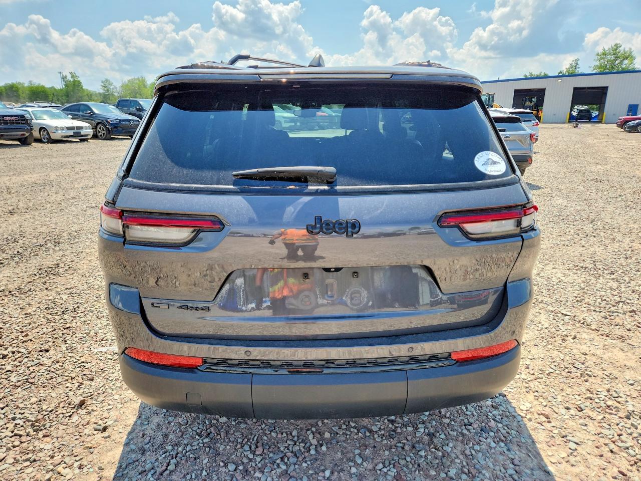 2023 JEEP CHEROKEE
