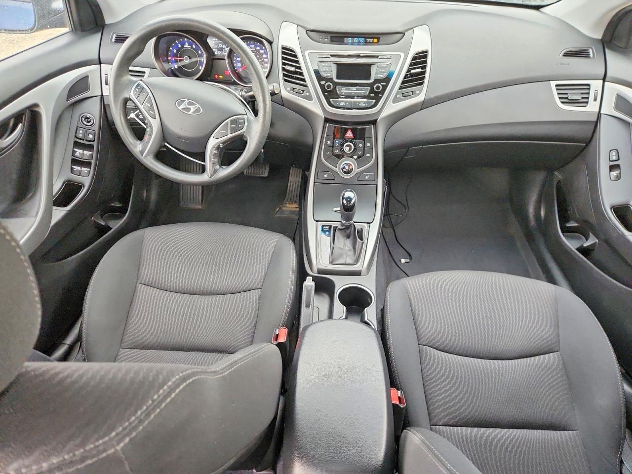 2016 HYUNDAI ELANTRA