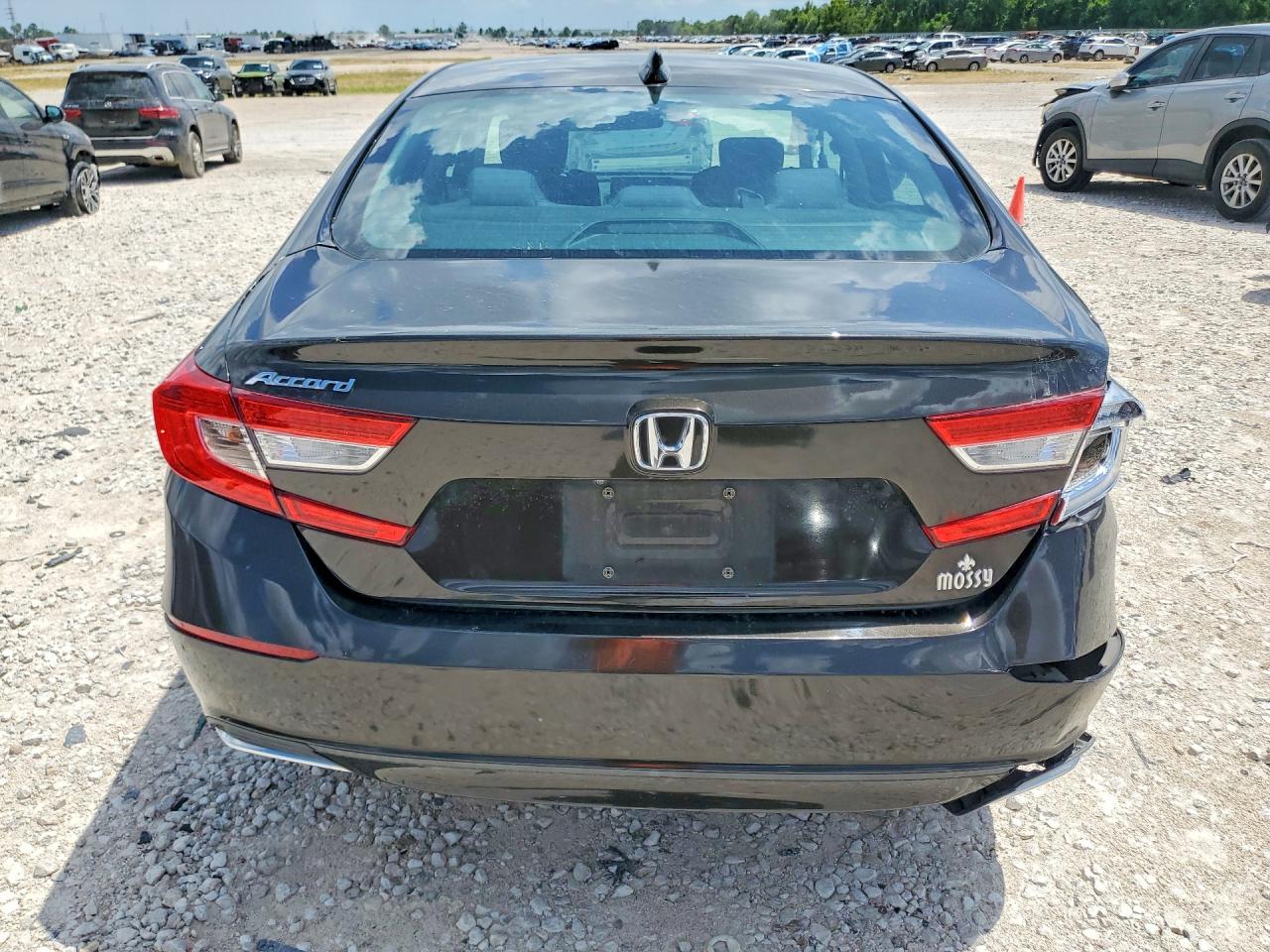 2018 HONDA ACCORD