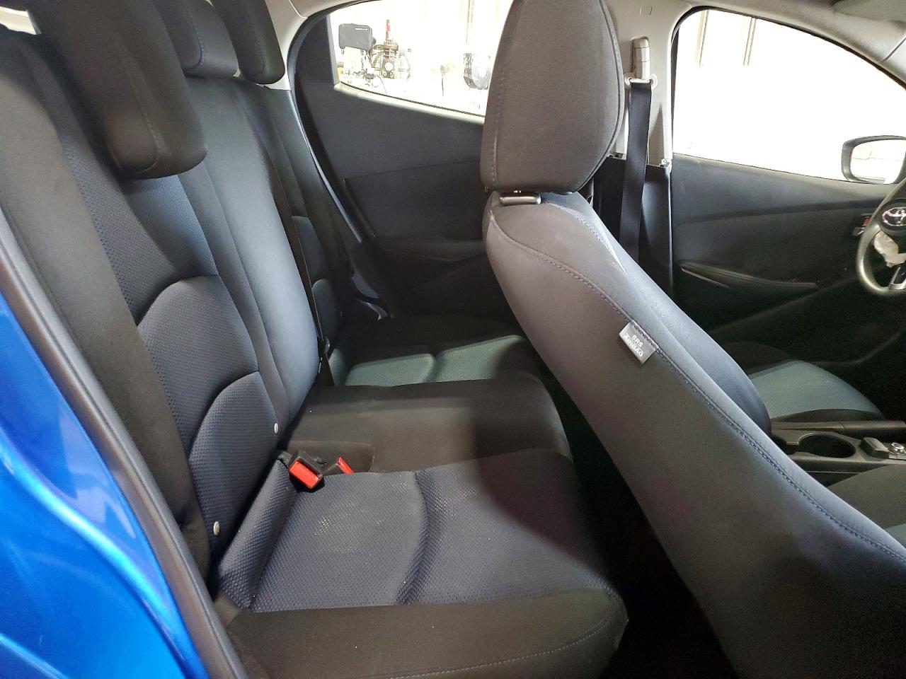 2017 TOYOTA YARIS