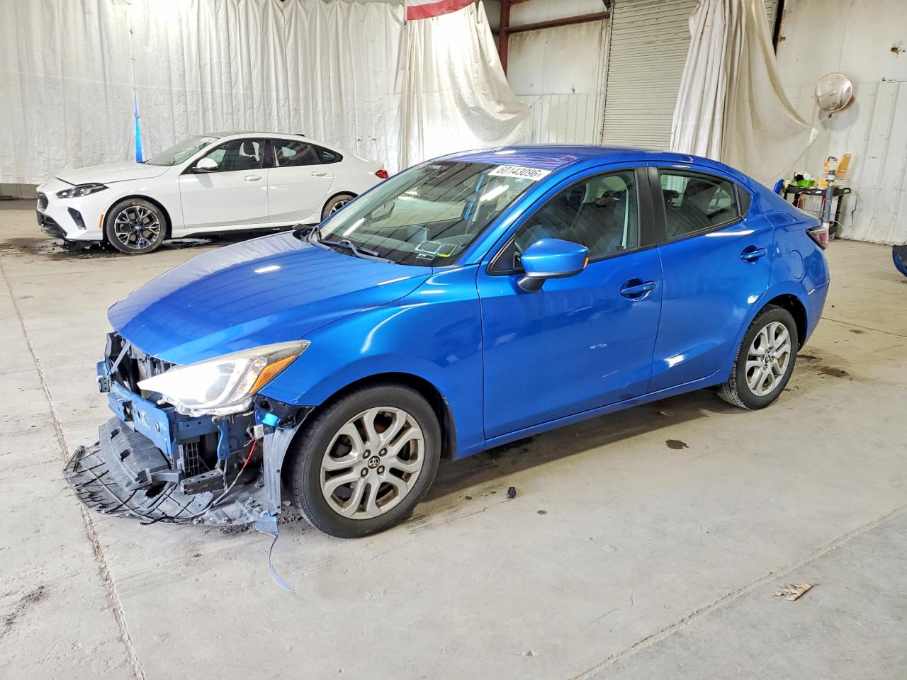 2017 TOYOTA YARIS