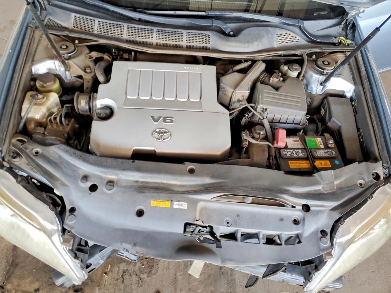 2011 TOYOTA AVALON