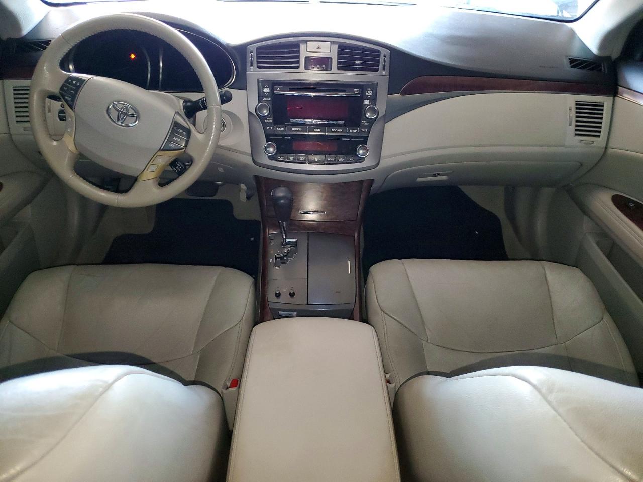 2011 TOYOTA AVALON
