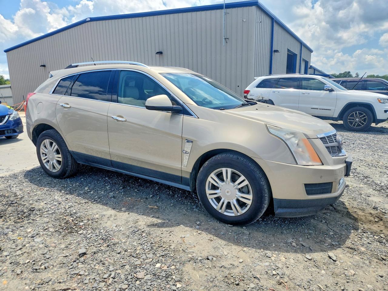 2010 CADILLAC SRX