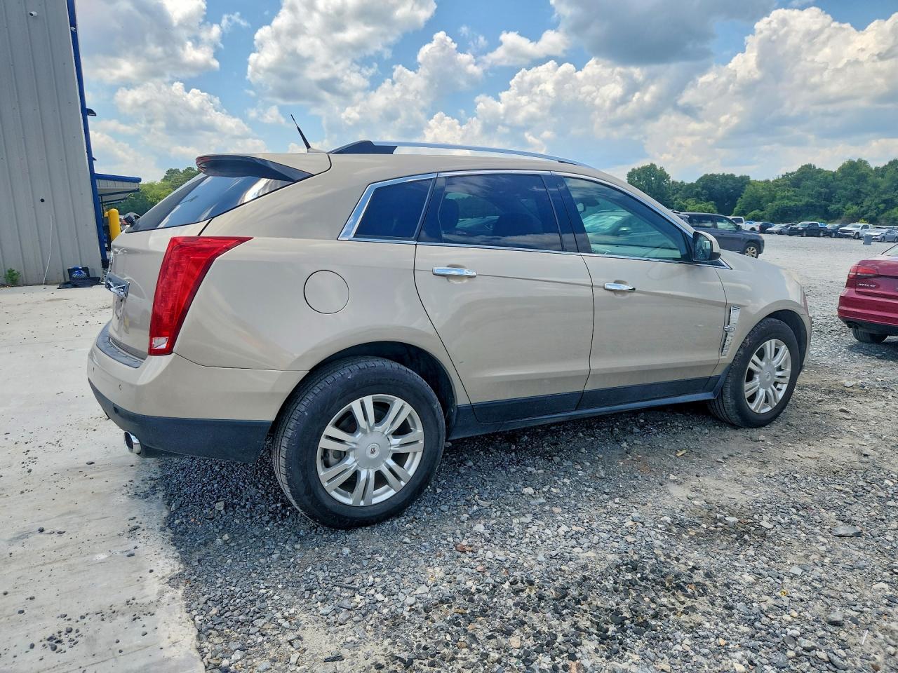 2010 CADILLAC SRX