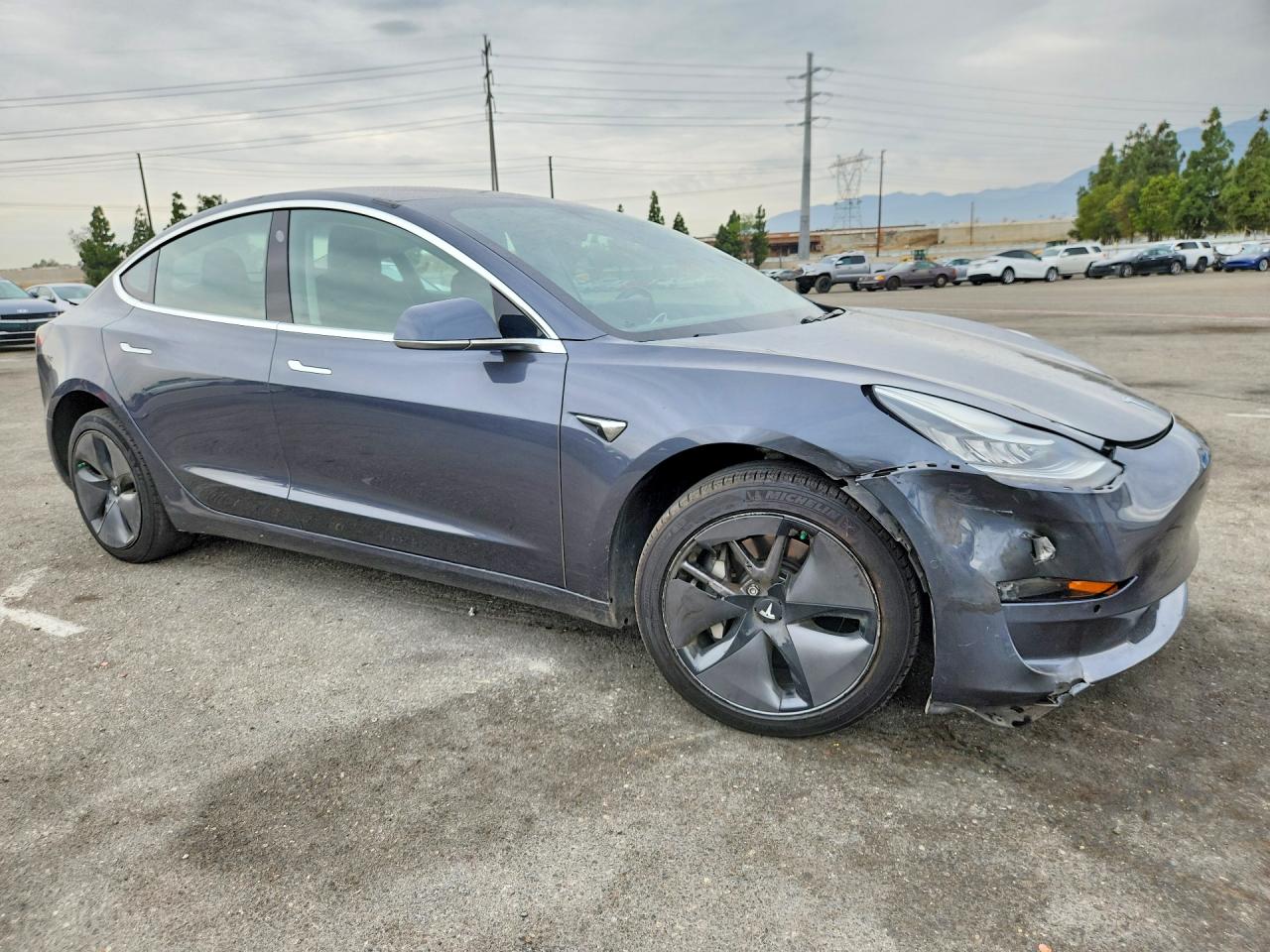 2018 TESLA MODEL 3