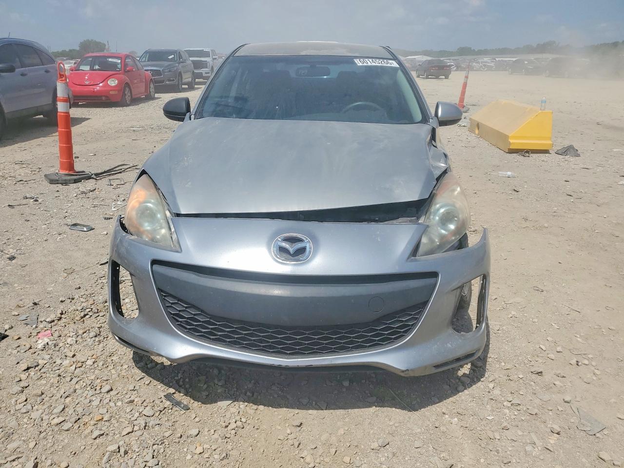 2013 MAZDA 3