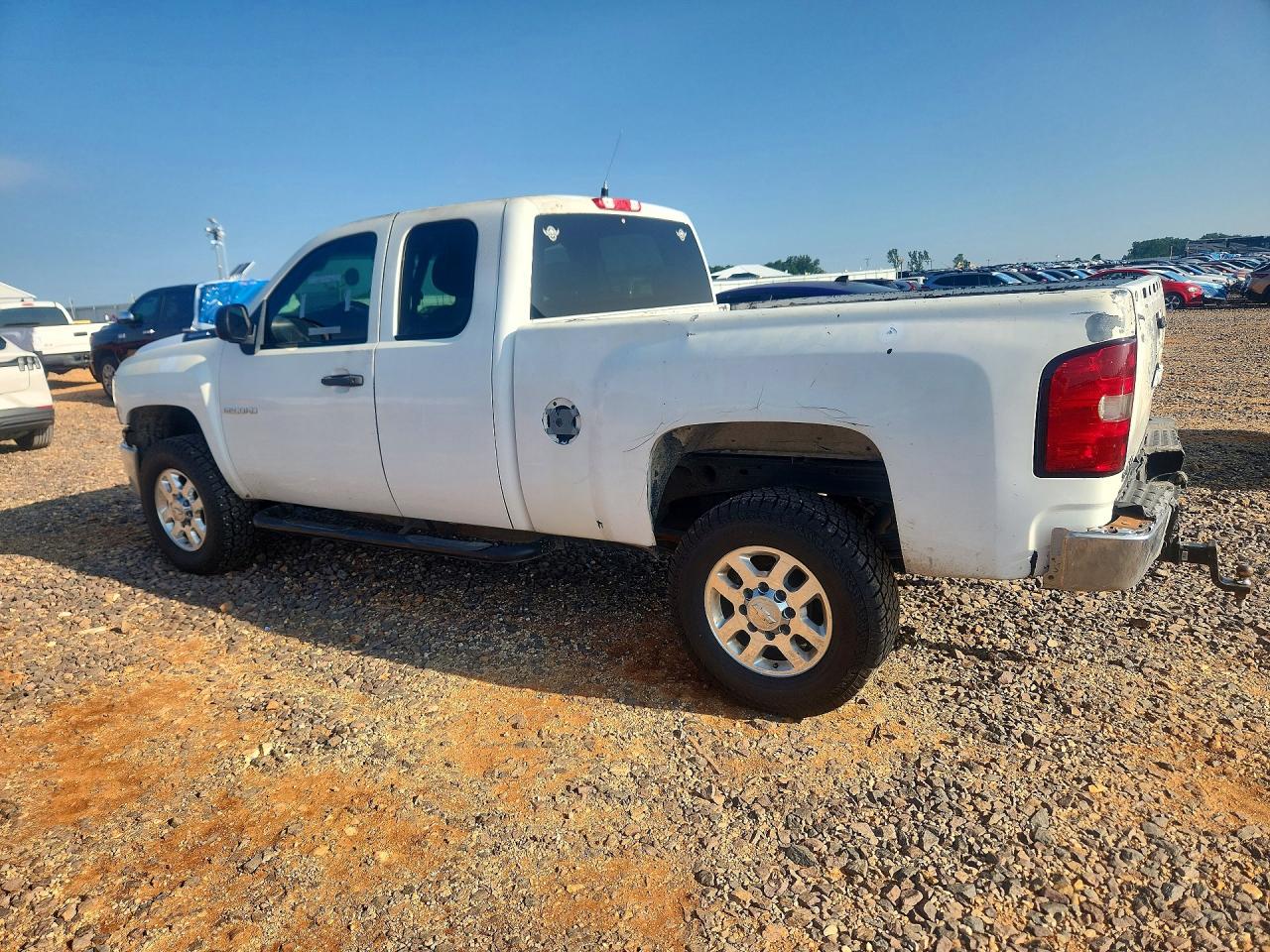 2011 CHEVROLET SILVERADO