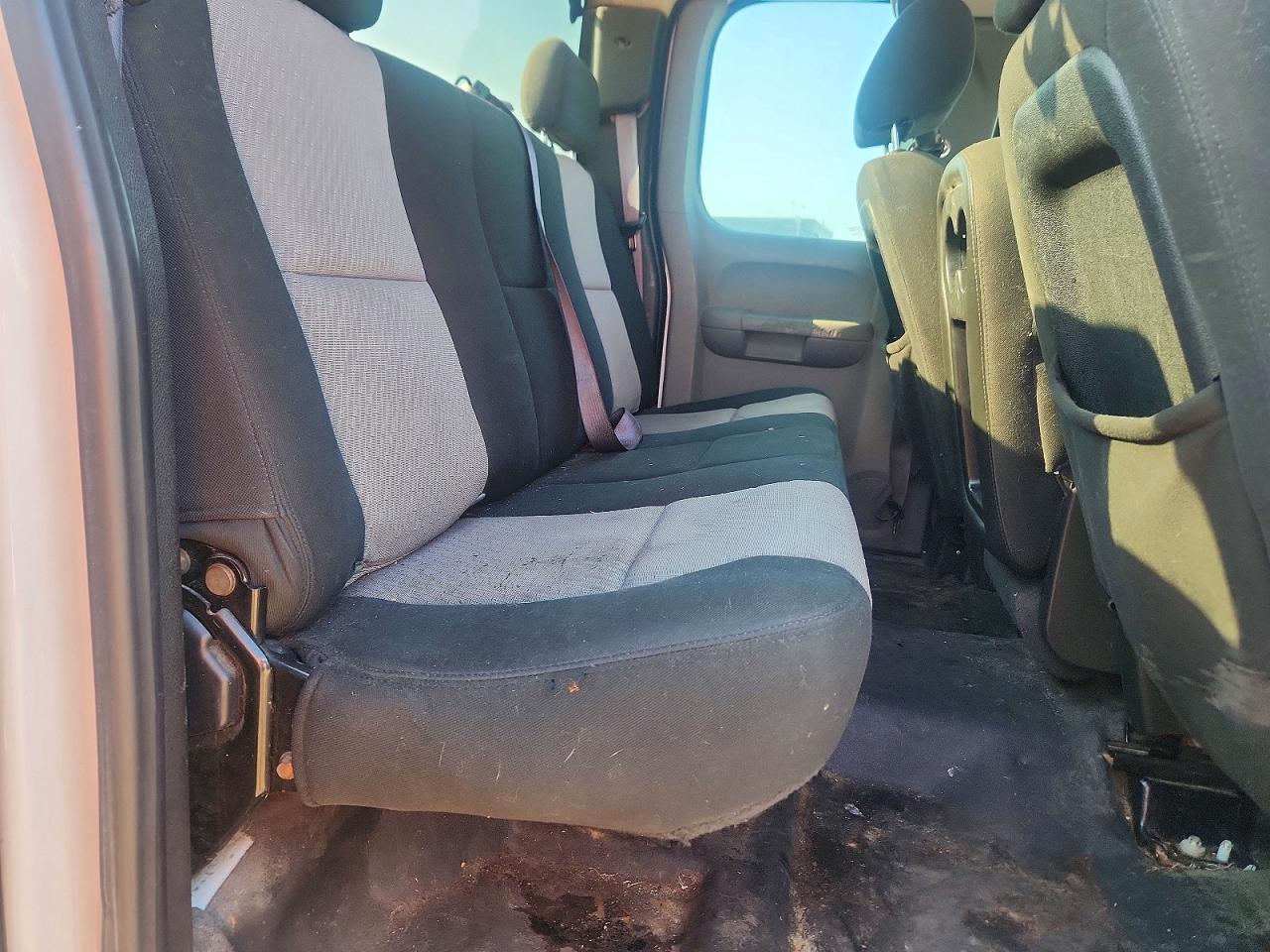 2011 CHEVROLET SILVERADO