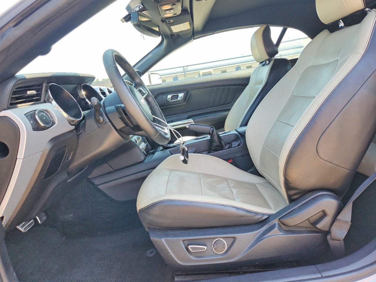 2017 FORD MUSTANG