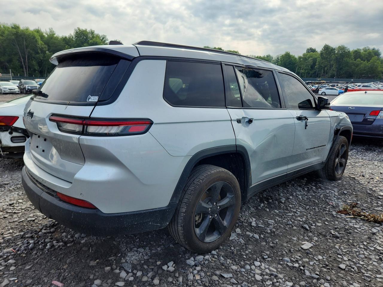 2023 JEEP CHEROKEE