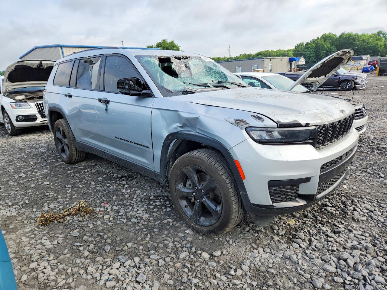 2023 JEEP CHEROKEE