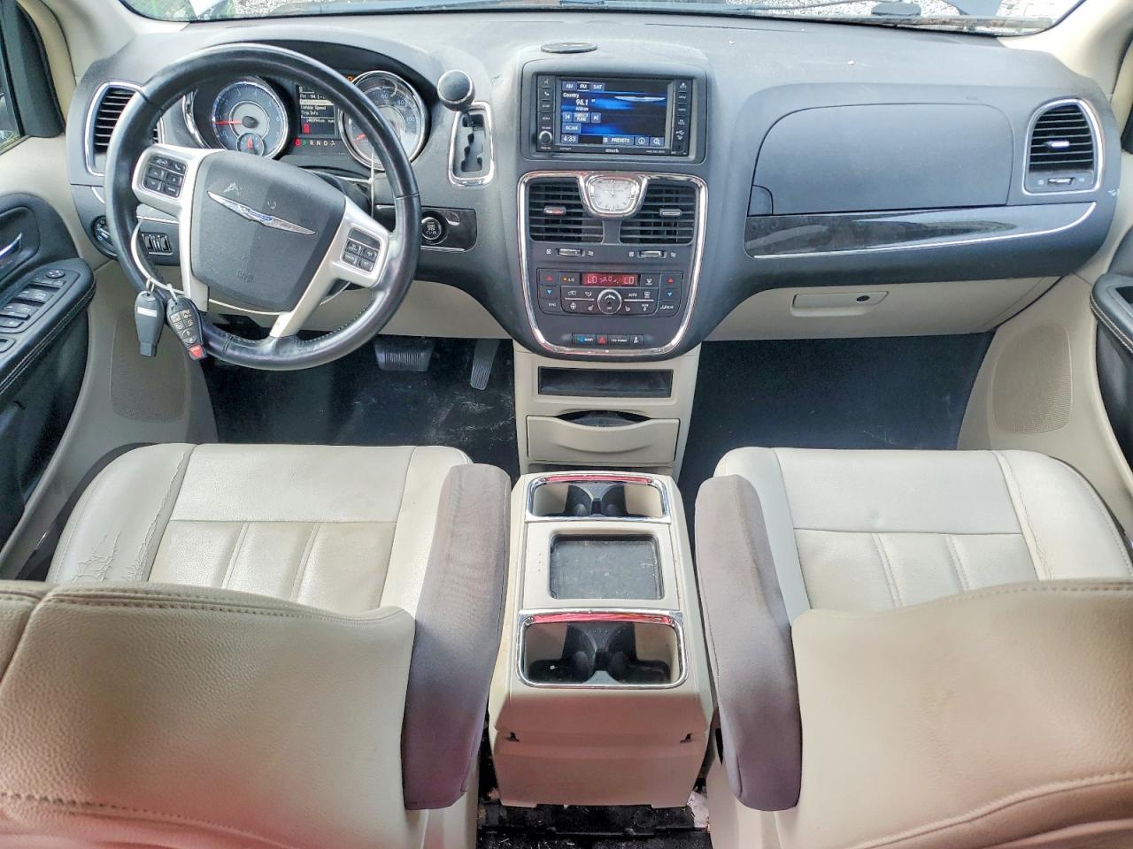 2016 CHRYSLER MINIVAN