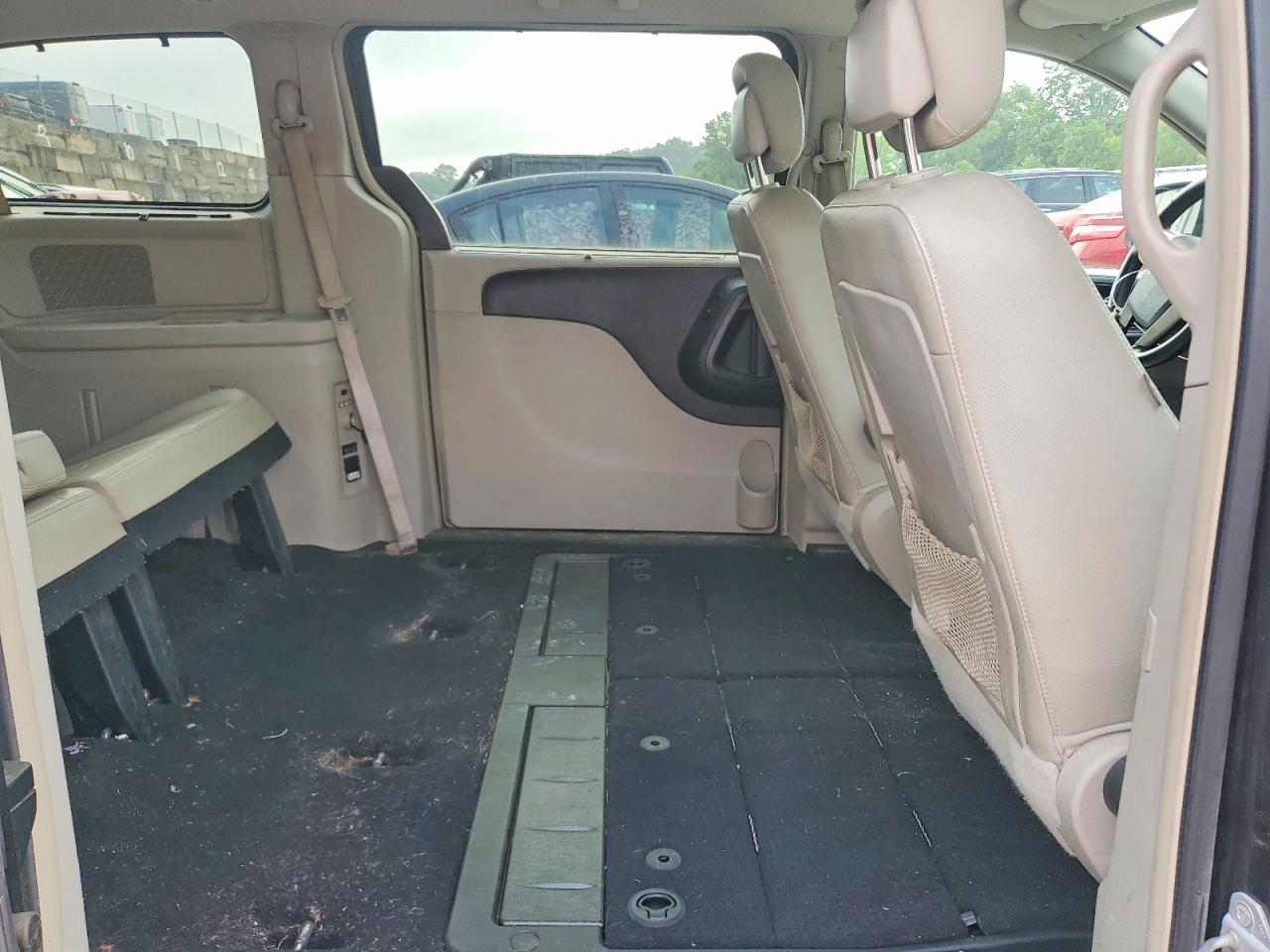 2016 CHRYSLER MINIVAN