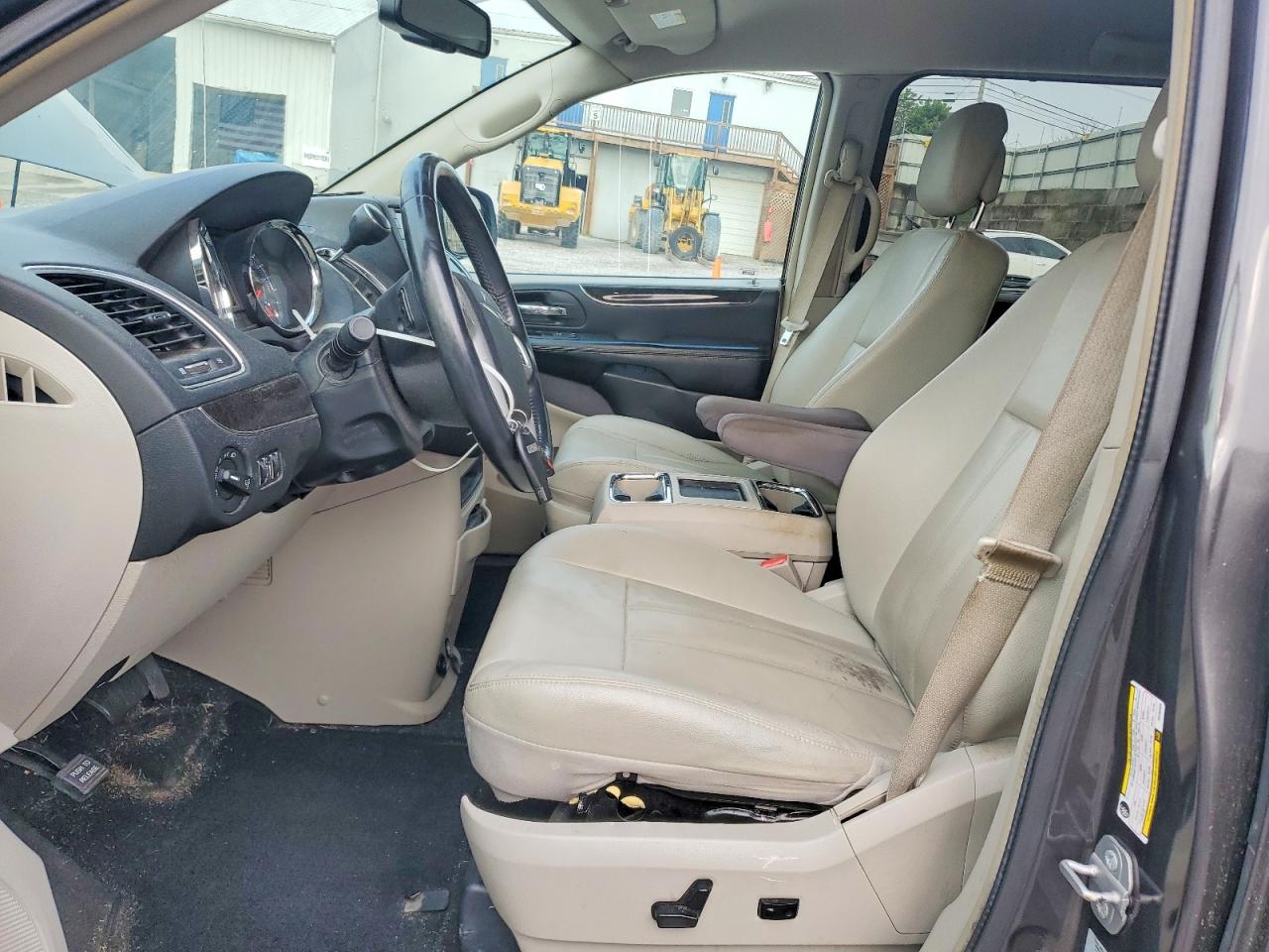 2016 CHRYSLER MINIVAN