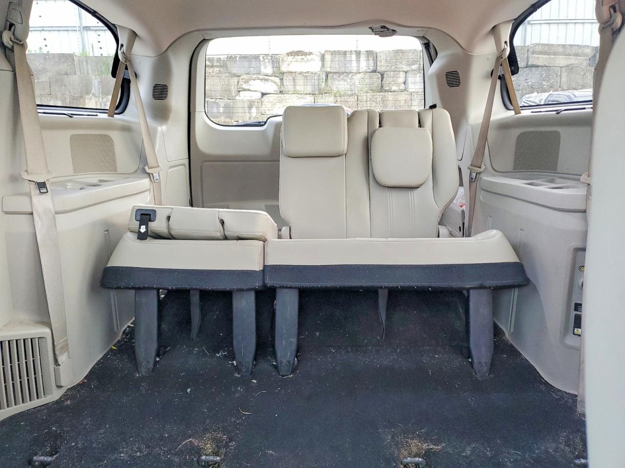 2016 CHRYSLER MINIVAN