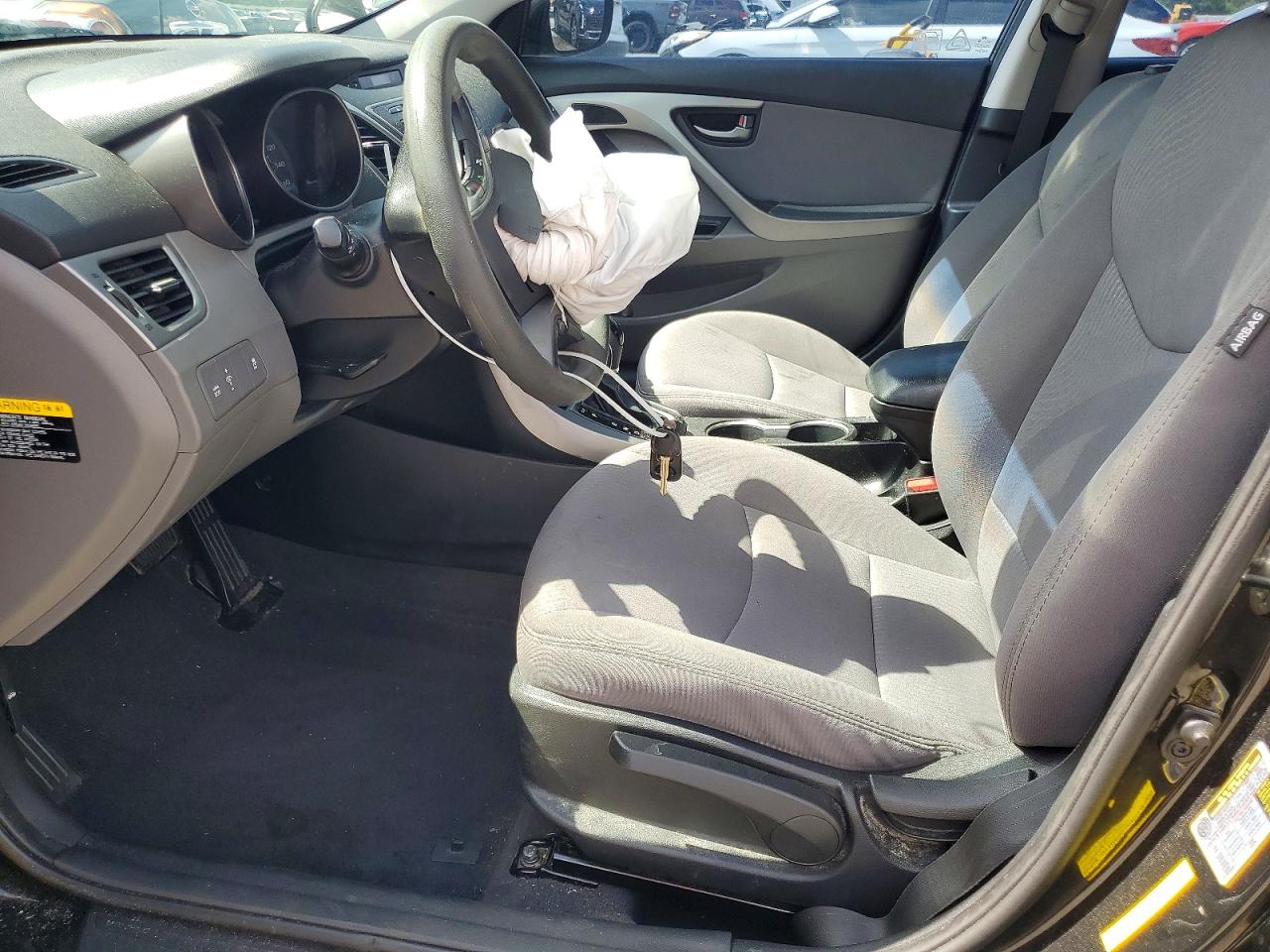 2016 HYUNDAI ELANTRA