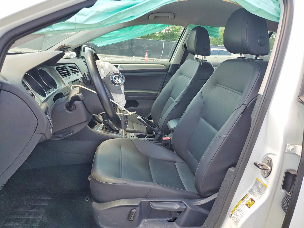 2015 VOLKSWAGEN GOLF