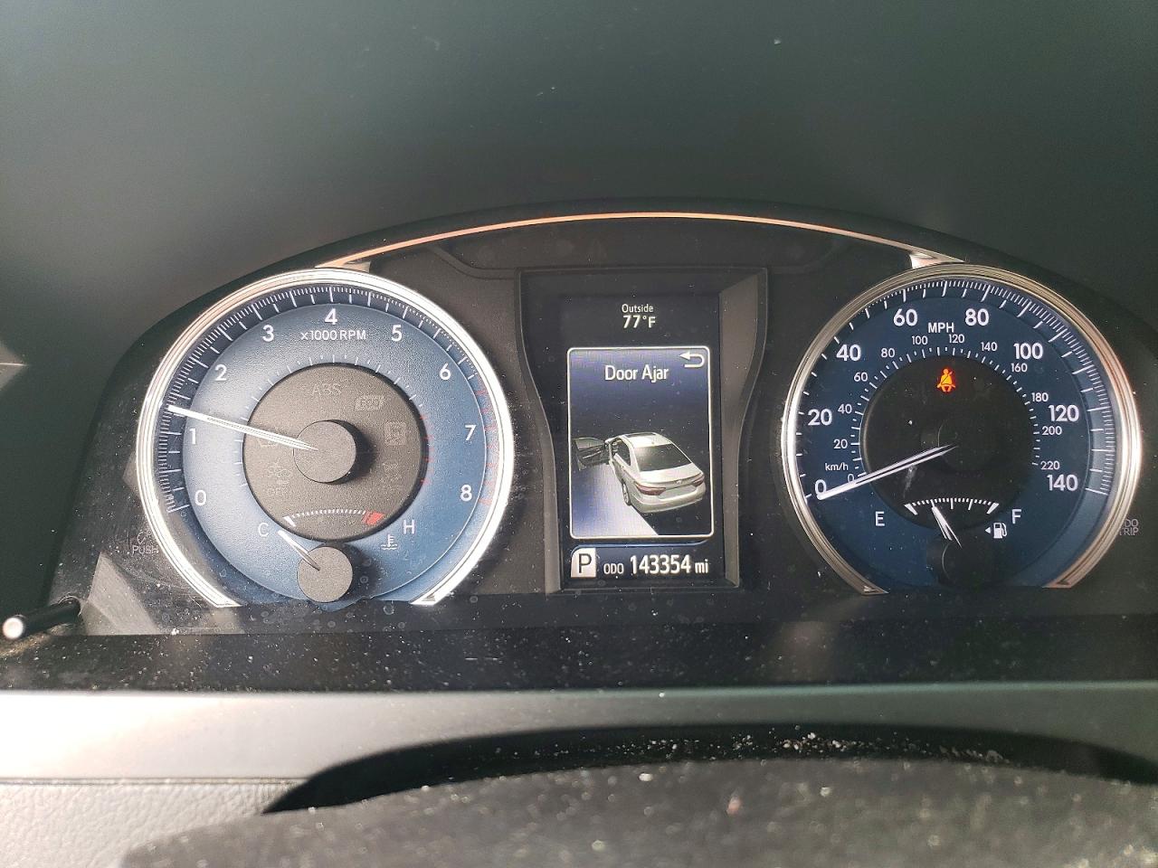 2016 TOYOTA CAMRY