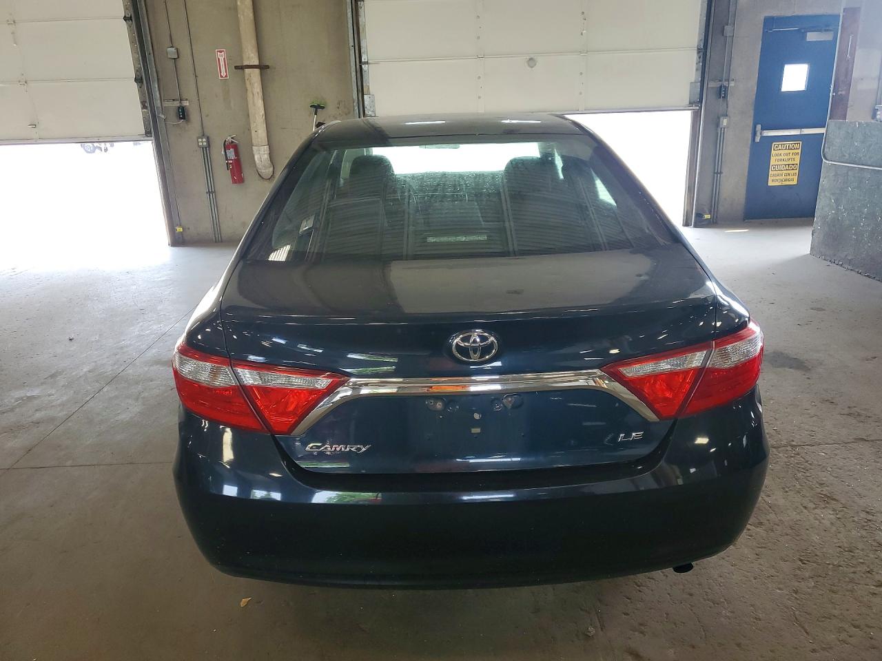 2016 TOYOTA CAMRY