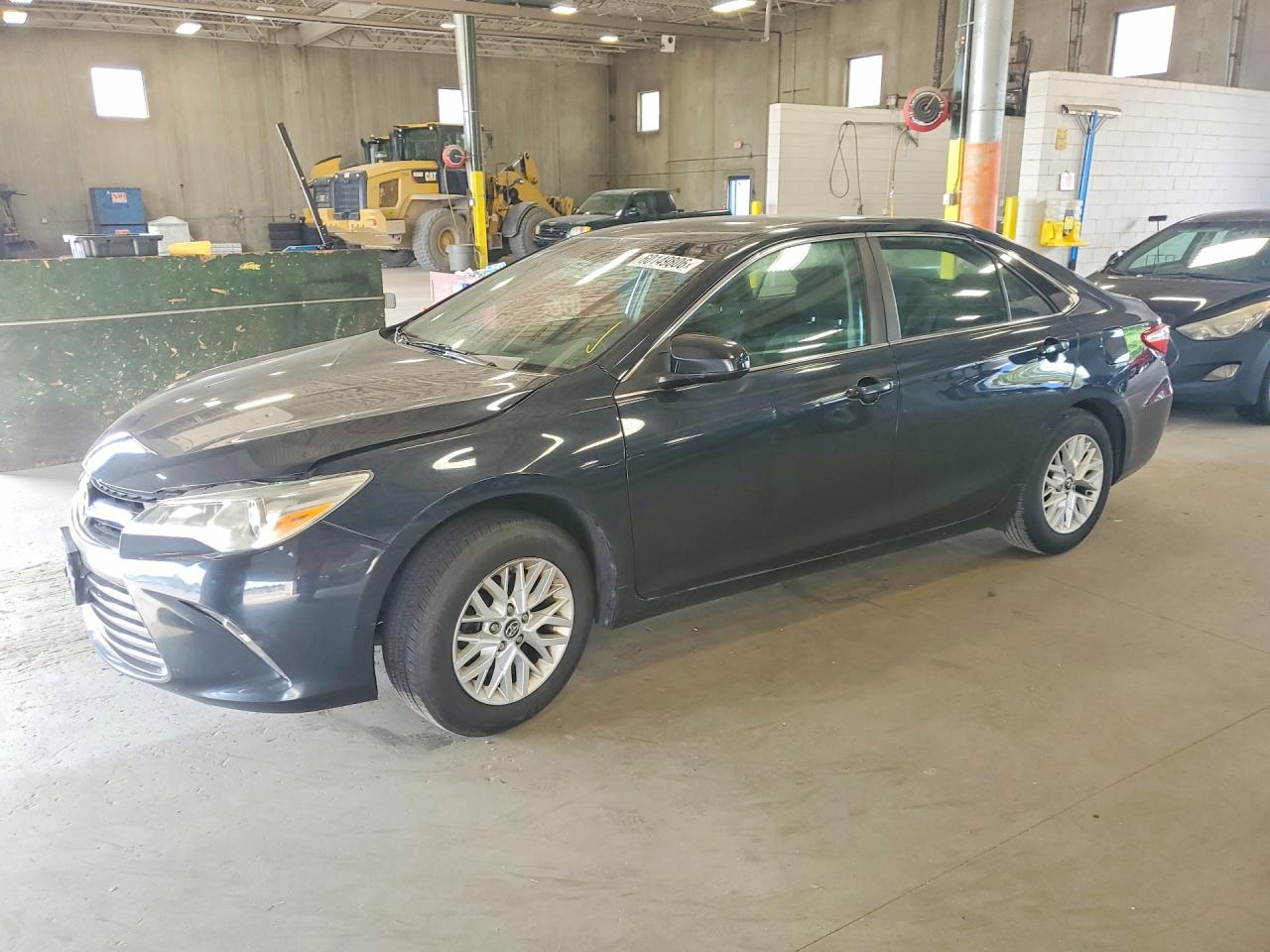 2016 TOYOTA CAMRY